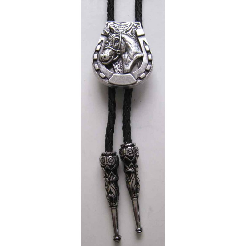 Pendentif Art Nouveau en argent sur une longue chaîne - Catawiki